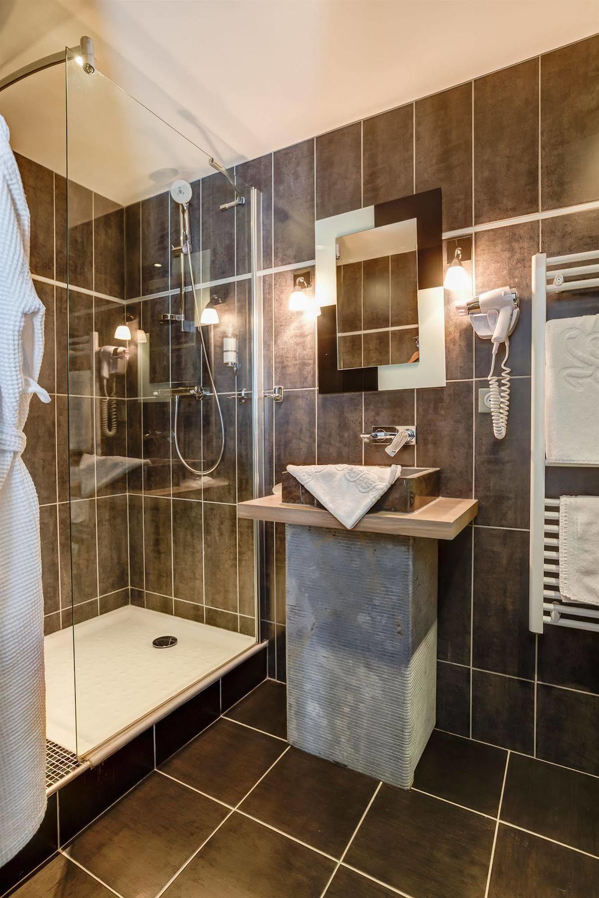 Hostellerie De La Renaissance - Teritoria อาร์ฌองต็อง ภายนอก รูปภาพ